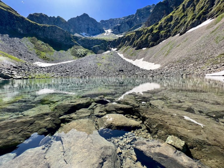 Le Lac de la Sitre (1952m) en passant Sous la Pointe (2082m) Le Lac de la Sitre (1952m) en passant Sous la Pointe (2082m)