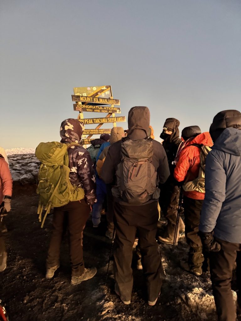 au sommet du Kilimandjaro