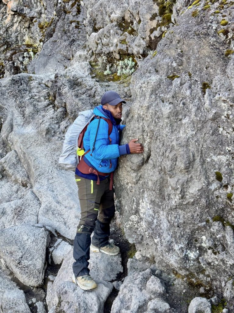 Passage du Baranco Wall