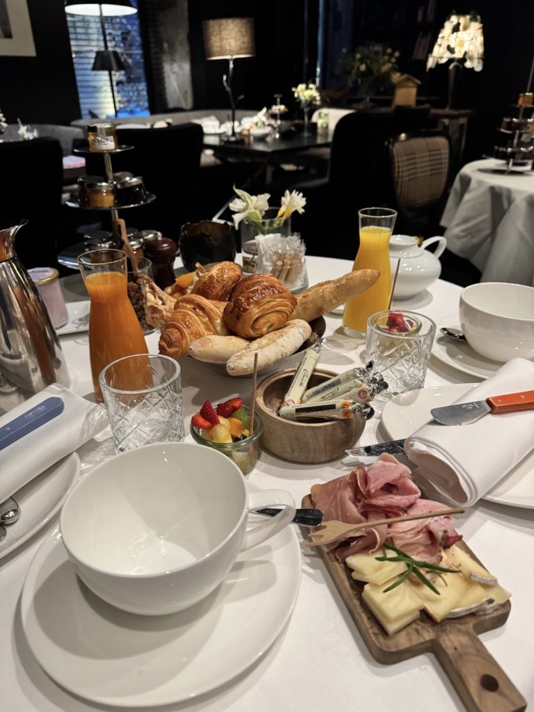 Petit déjeuner de folie 